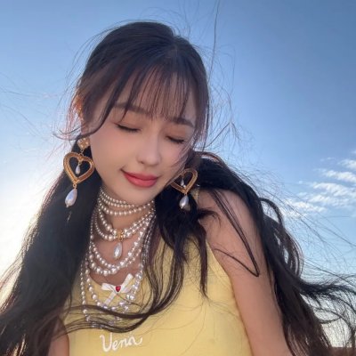 玉女弄璋